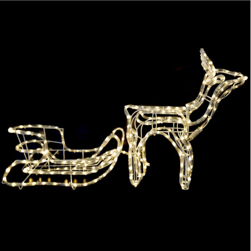 Renna con slitta bianco caldo